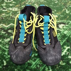 5.10 Five Ten Water Tennies